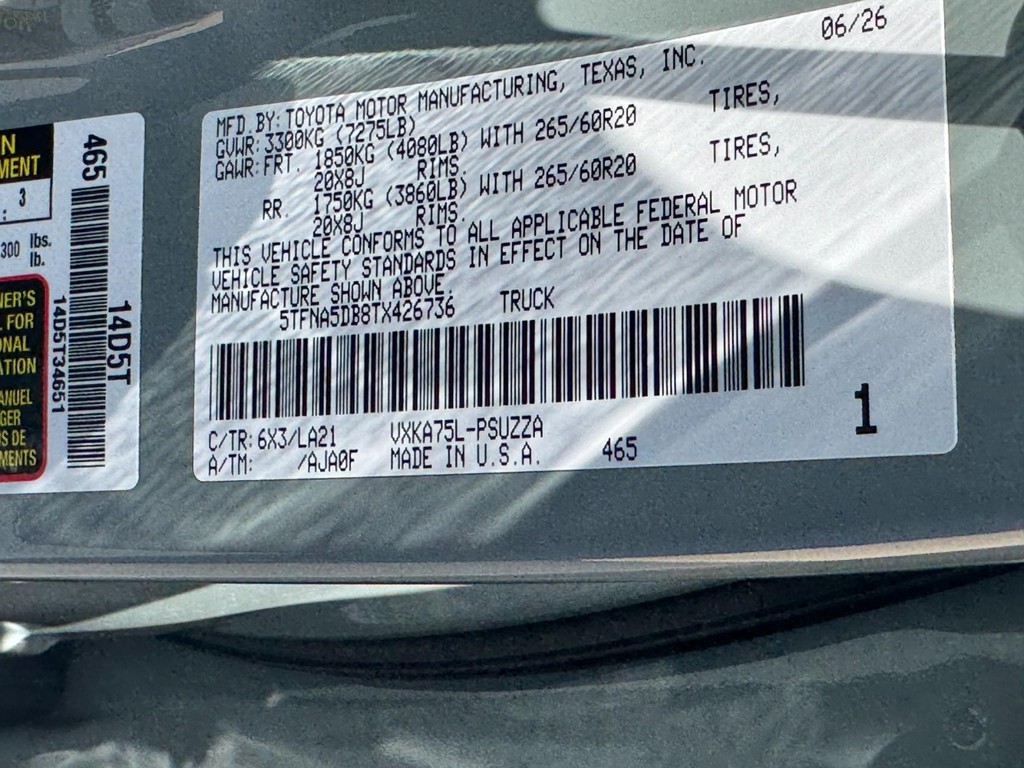 Toyota Tundra 4WD Vehicle Image 21