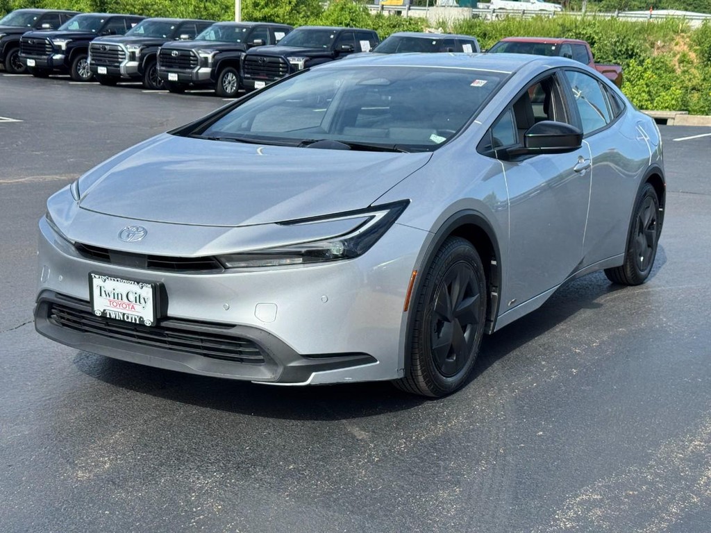Toyota Prius Vehicle Image 9