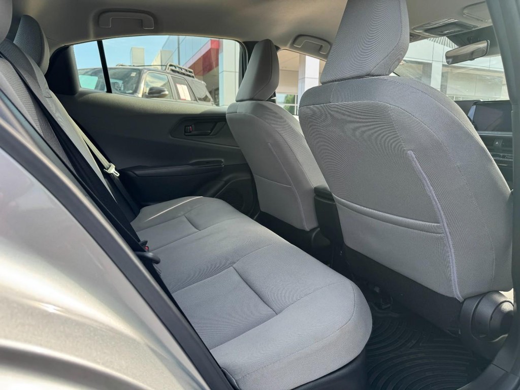 Toyota Prius Vehicle Image 11