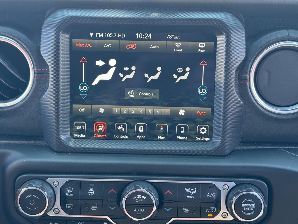 Jeep Wrangler Unlimited Vehicle Image 13