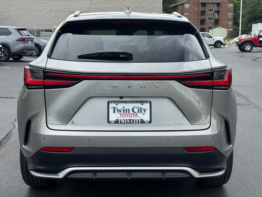 Lexus NX Vehicle Image 6