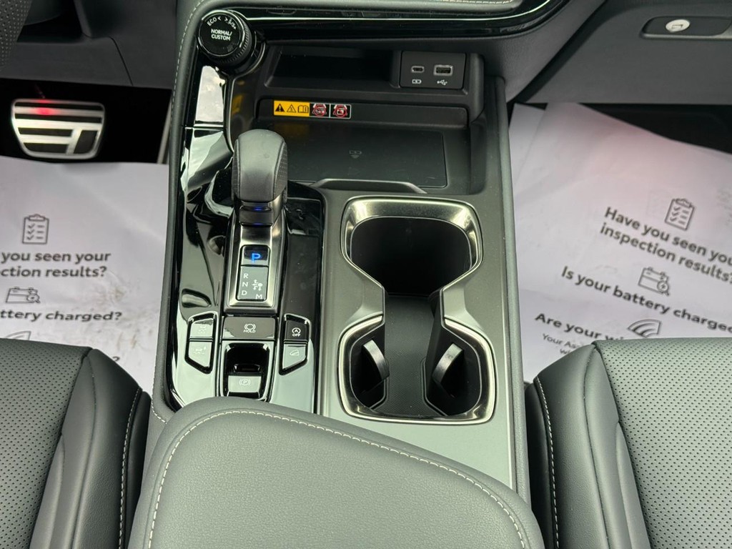 Lexus NX Vehicle Image 16