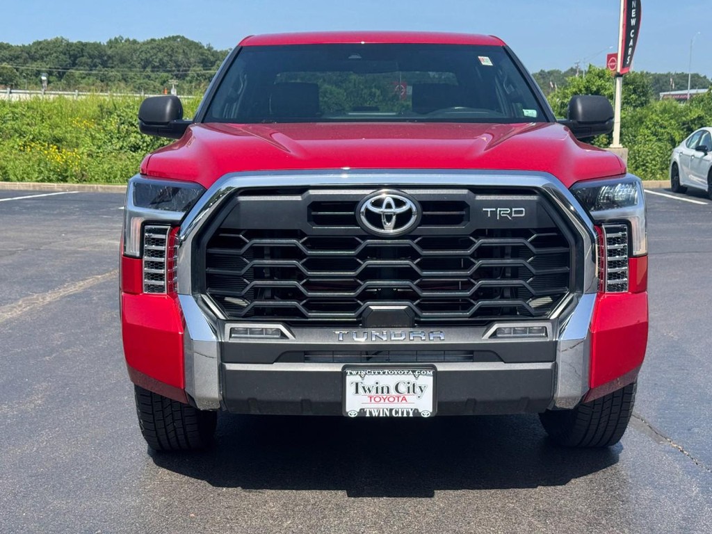 Toyota Tundra 4WD Vehicle Image 12
