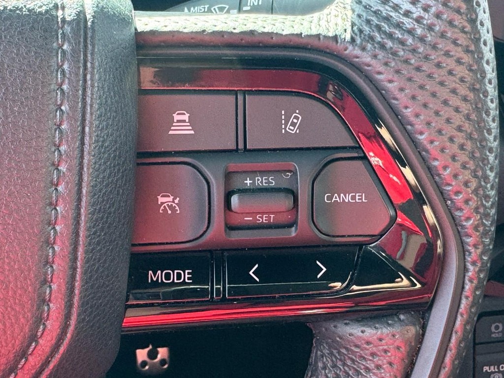 Toyota Tundra 4WD Vehicle Image 20