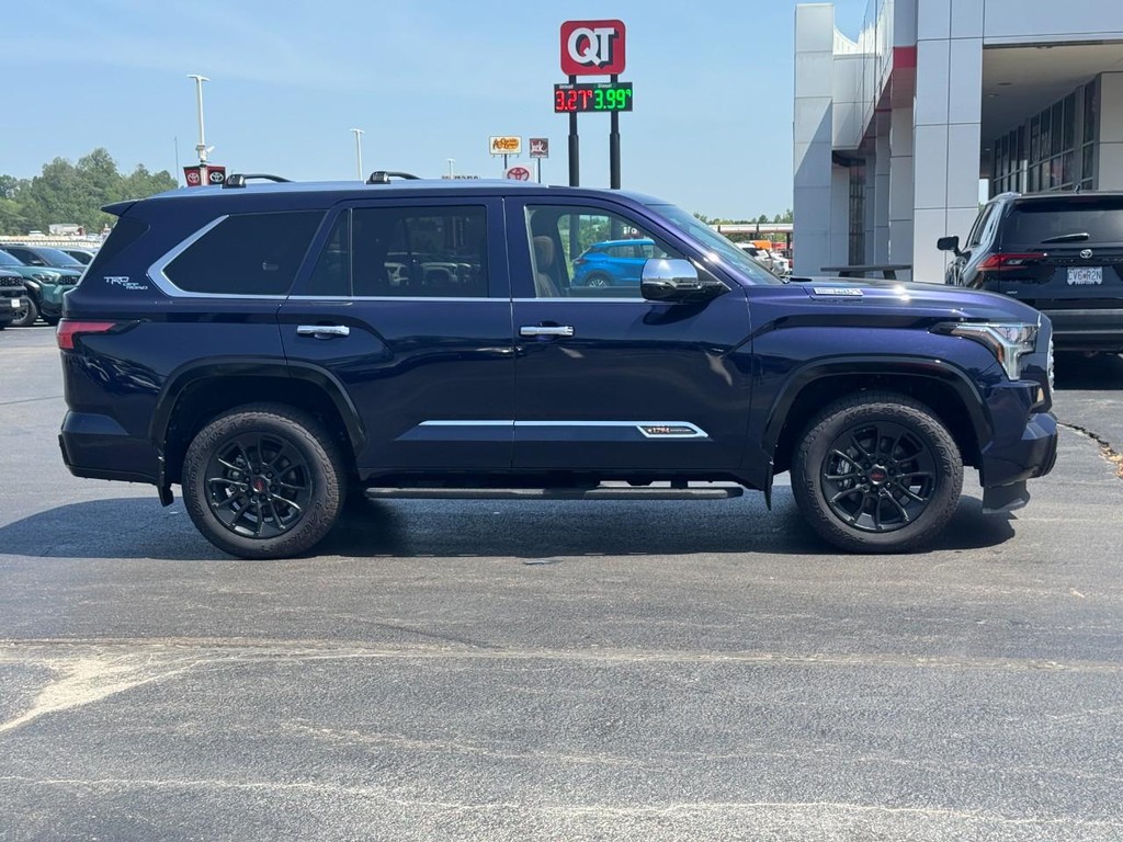 Toyota Sequoia Vehicle Image 2