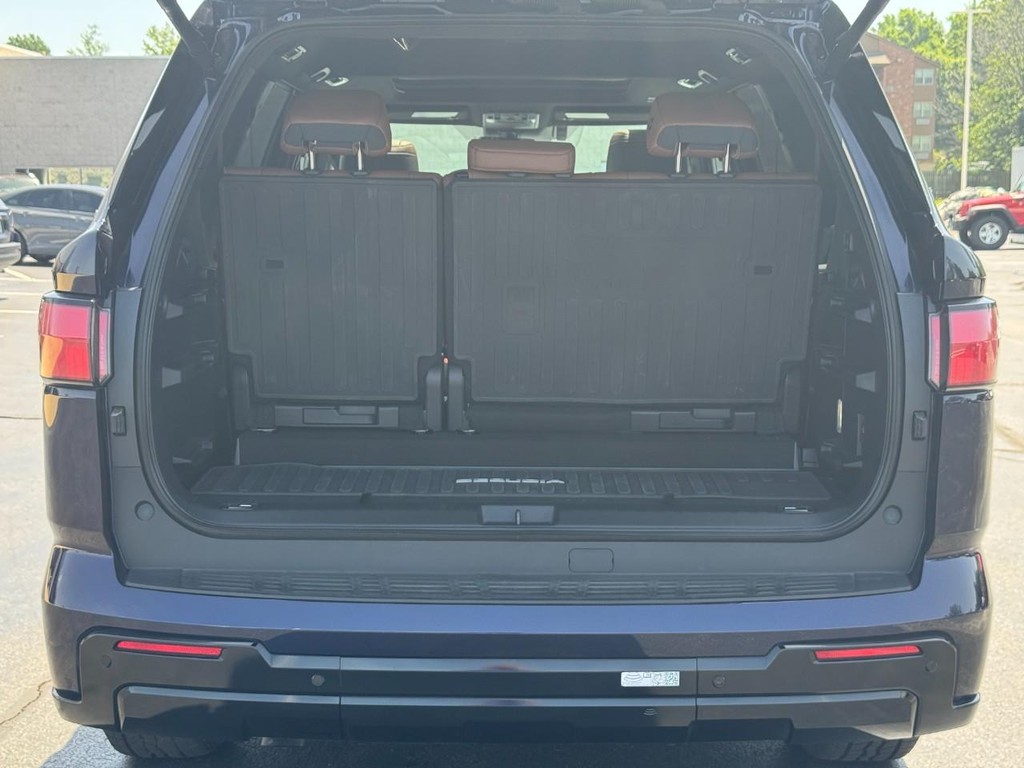Toyota Sequoia Vehicle Image 6