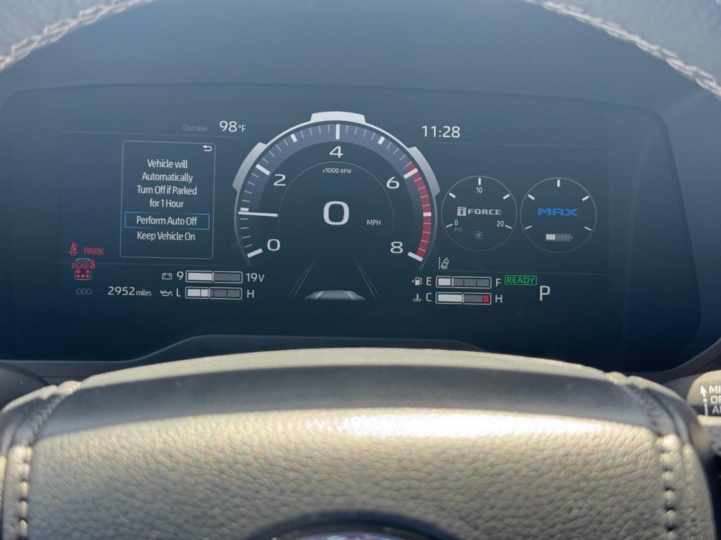 Toyota Sequoia Vehicle Image 24