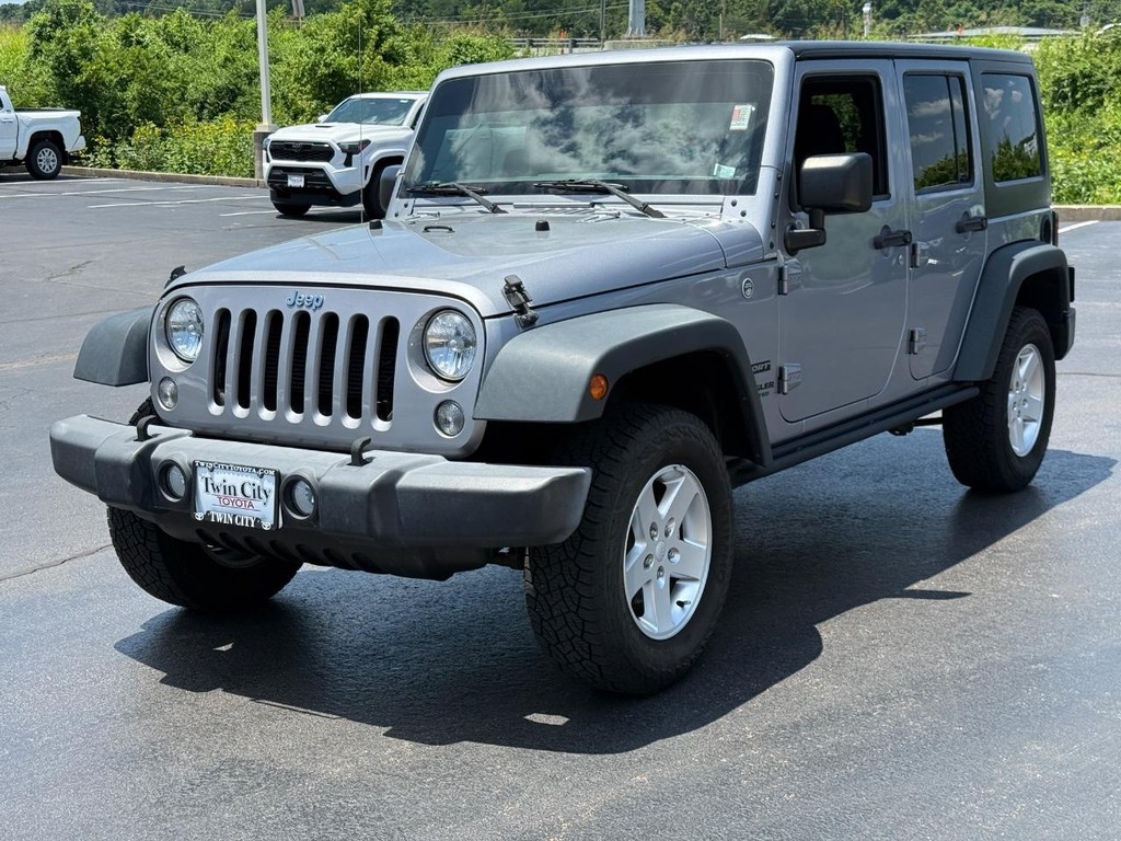 Jeep Wrangler Unlimited Vehicle Image 8