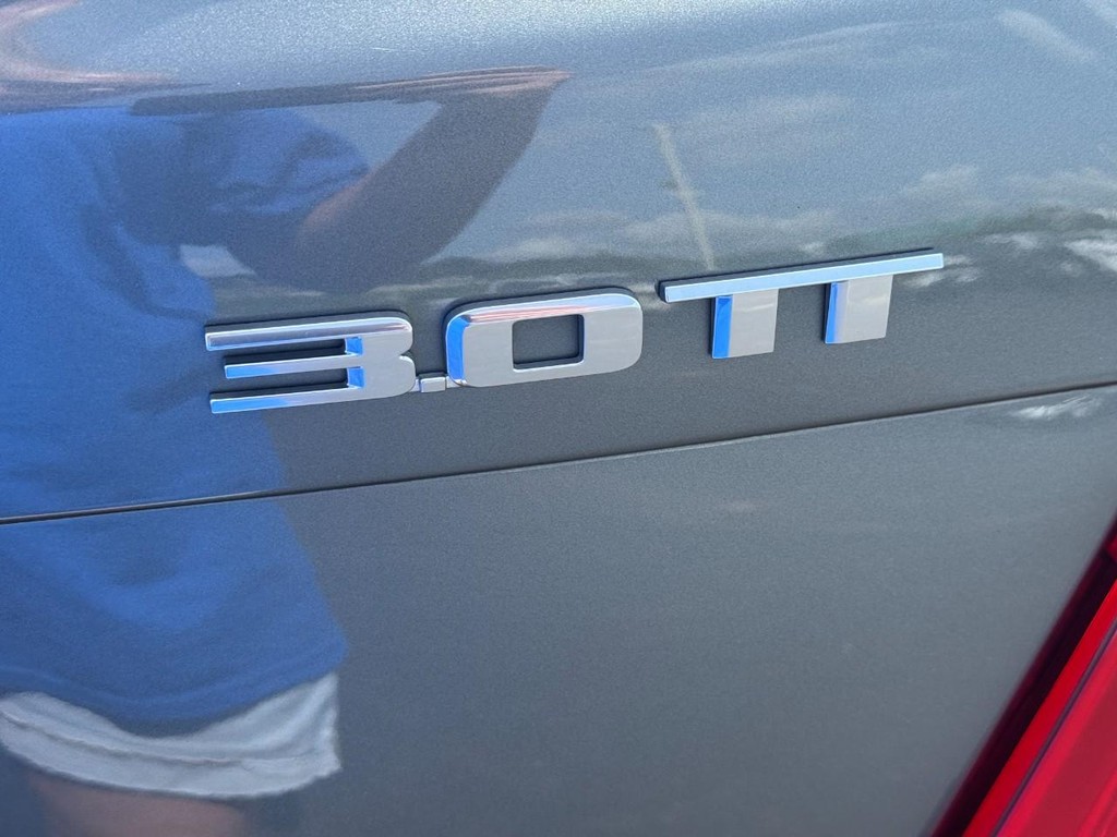 Cadillac CT6 Vehicle Image 4