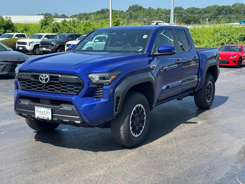 Toyota Tacoma 4WD Vehicle Image 9