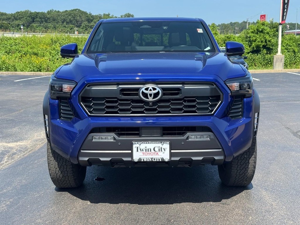 Toyota Tacoma 4WD Vehicle Image 10