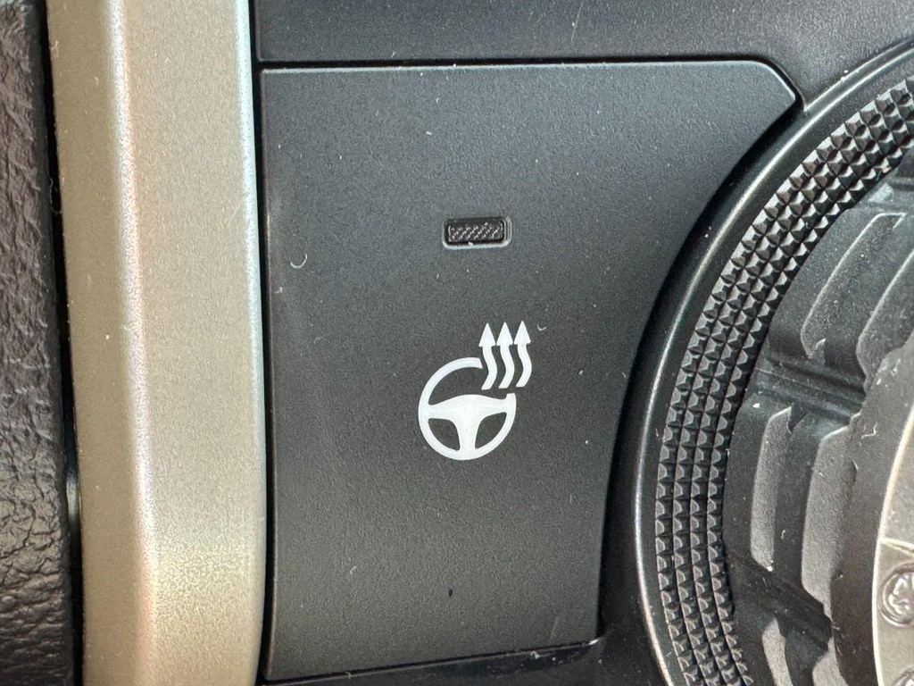 Toyota Tacoma 4WD Vehicle Image 23