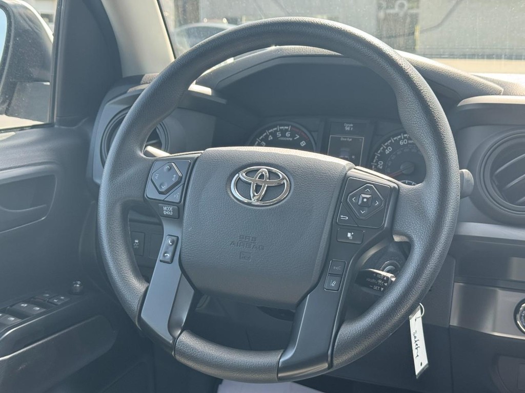 Toyota Tacoma 4WD Vehicle Image 13