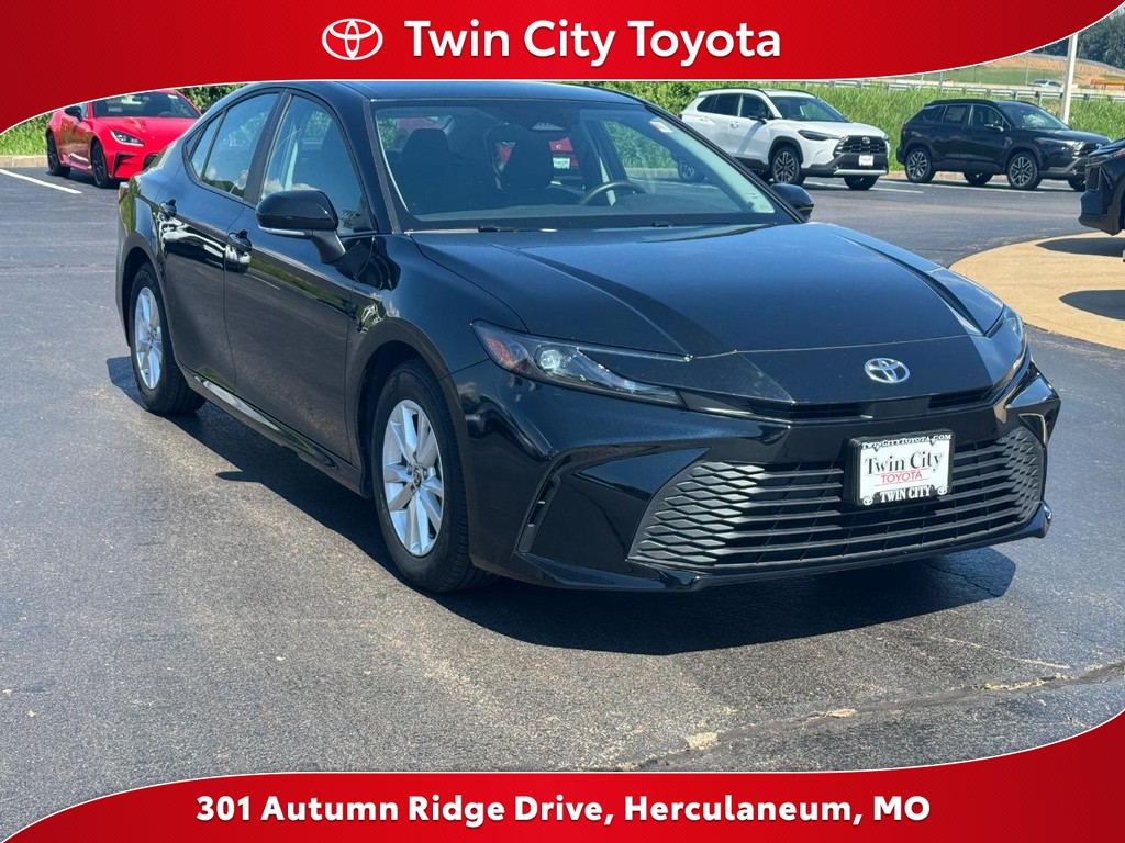 Midnight Black Metallic 2025 Toyota Camry Sedan Front-Wheel Drive Continuously Variable Transmission