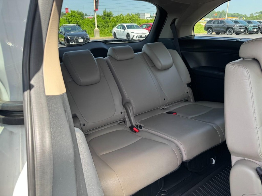 Honda Odyssey Vehicle Image 11