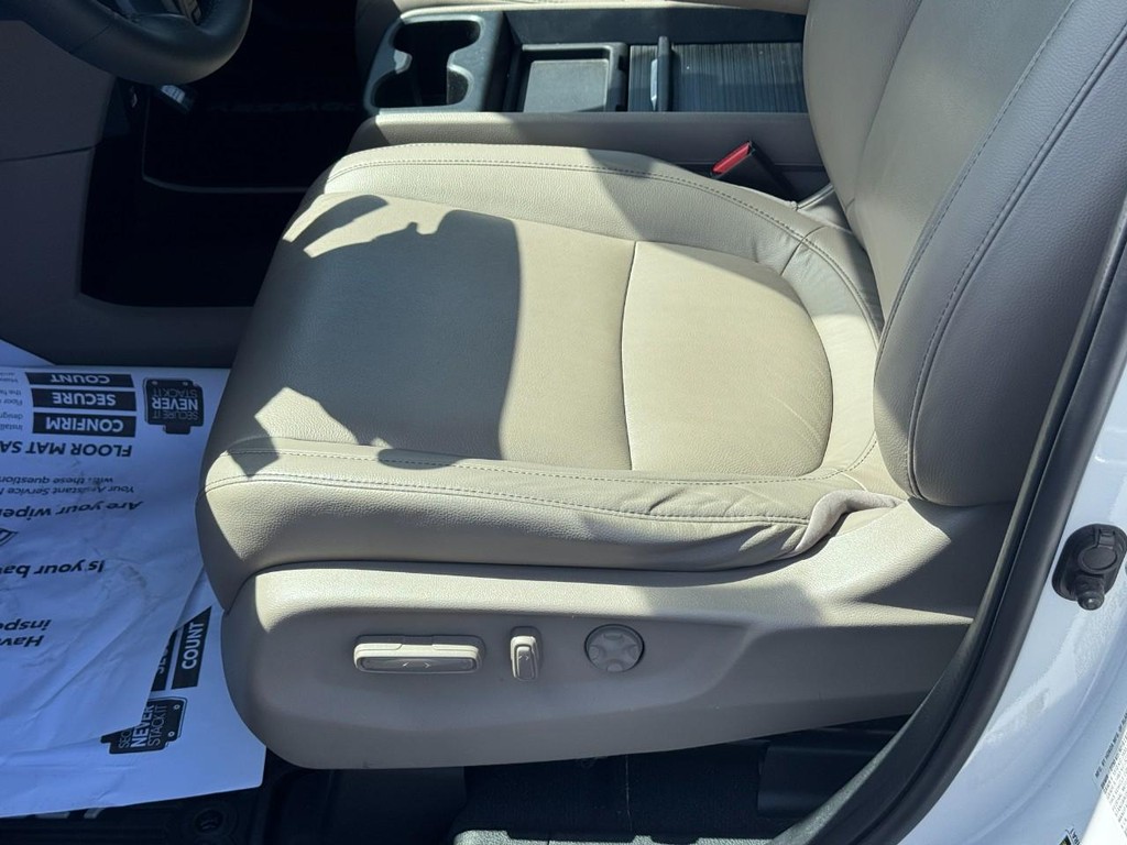 Honda Odyssey Vehicle Image 21