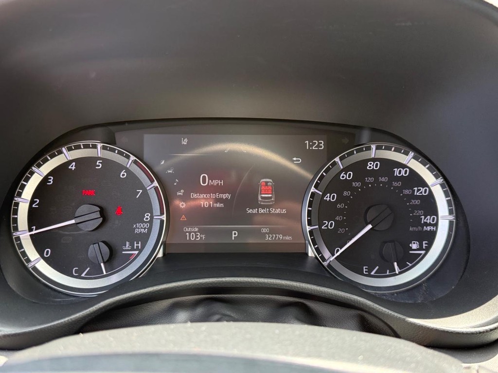 Toyota Highlander Vehicle Image 21