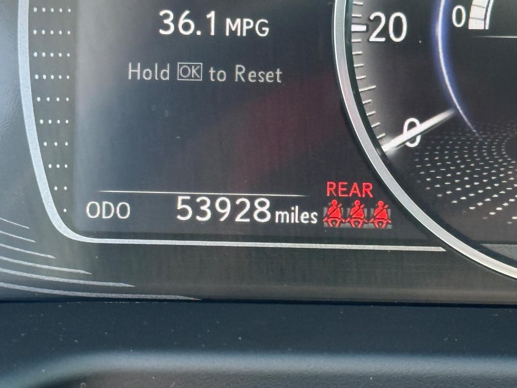 Lexus ES Vehicle Image 21