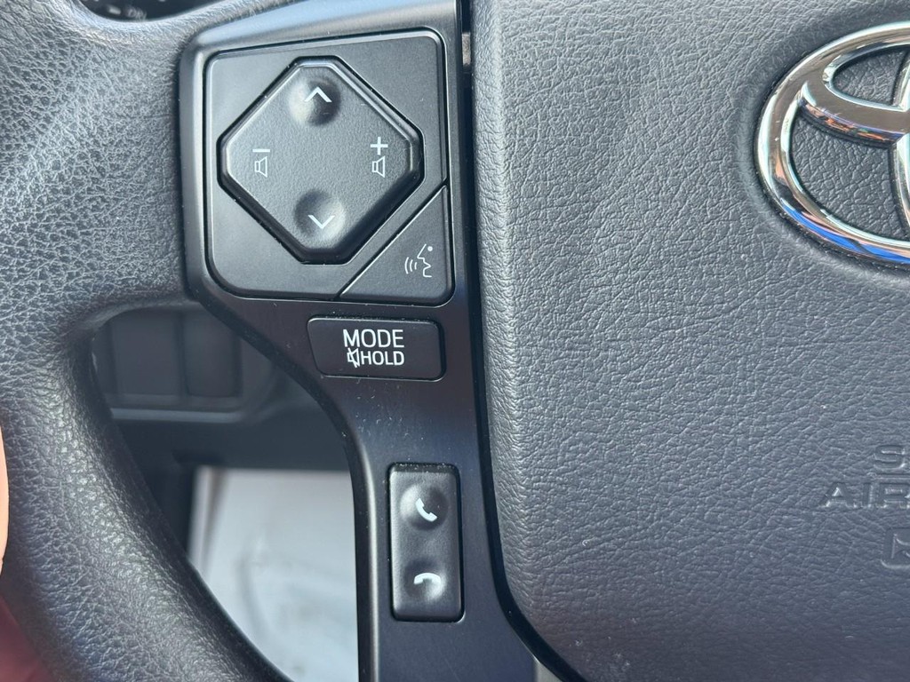 Toyota Tacoma 4WD Vehicle Image 18