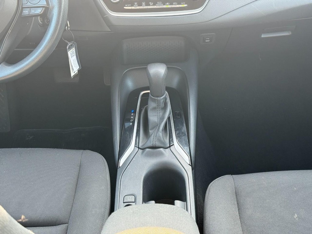Toyota Corolla Vehicle Image 16