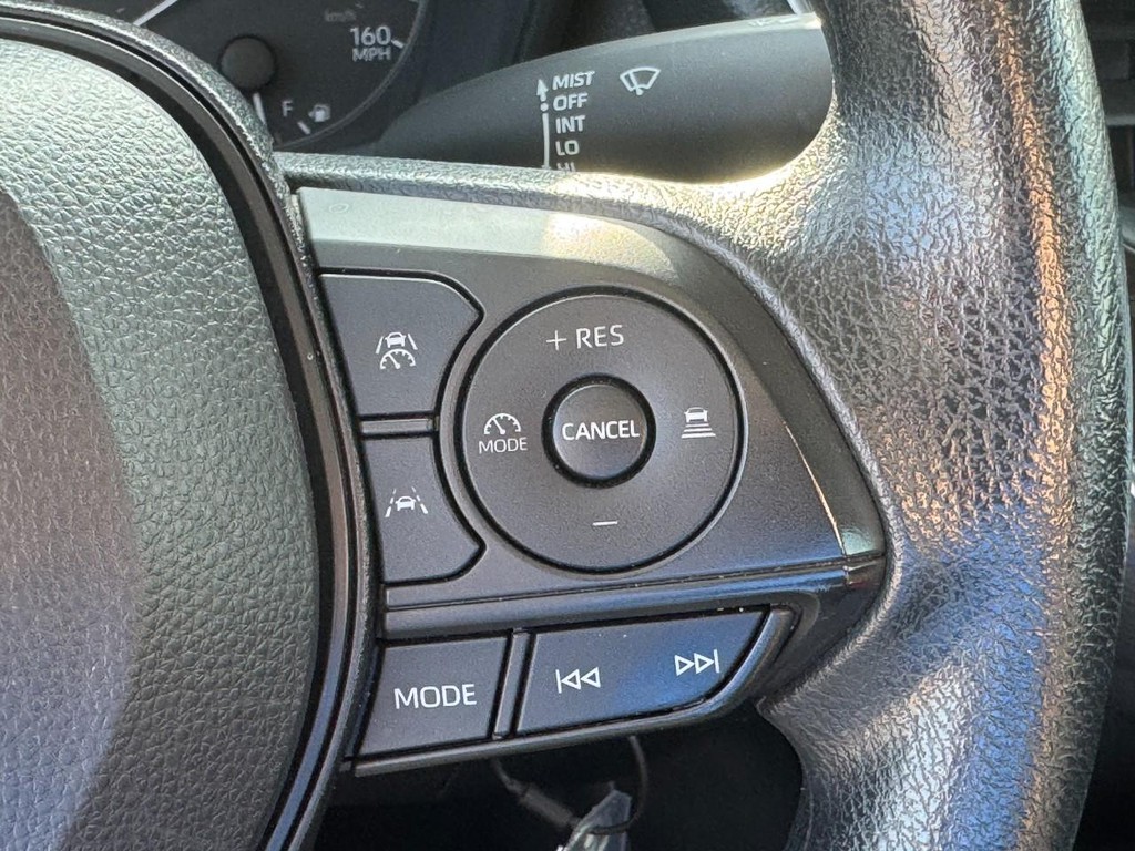 Toyota Corolla Vehicle Image 21