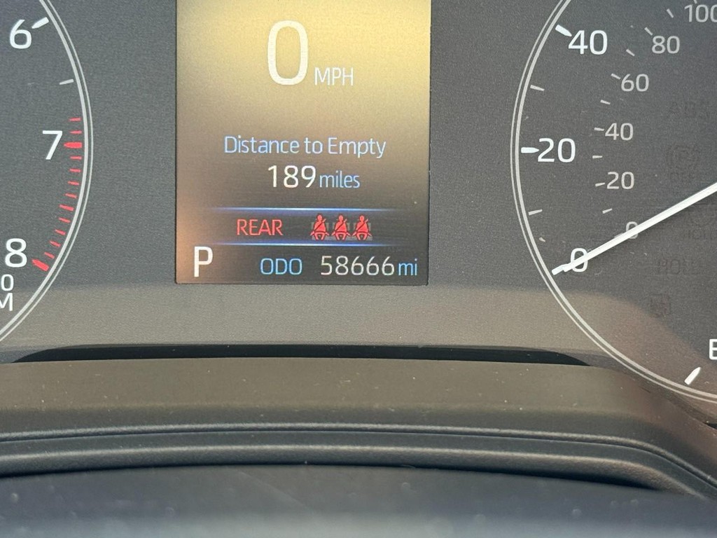 Toyota Corolla Vehicle Image 23