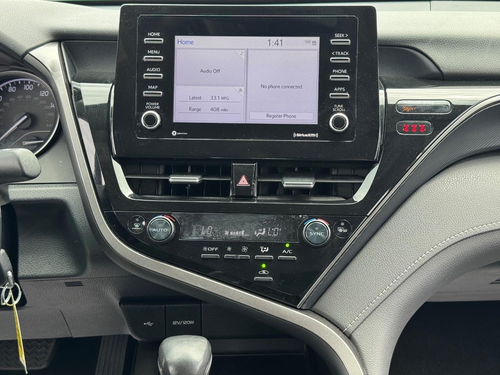 Toyota Camry Vehicle Image 14