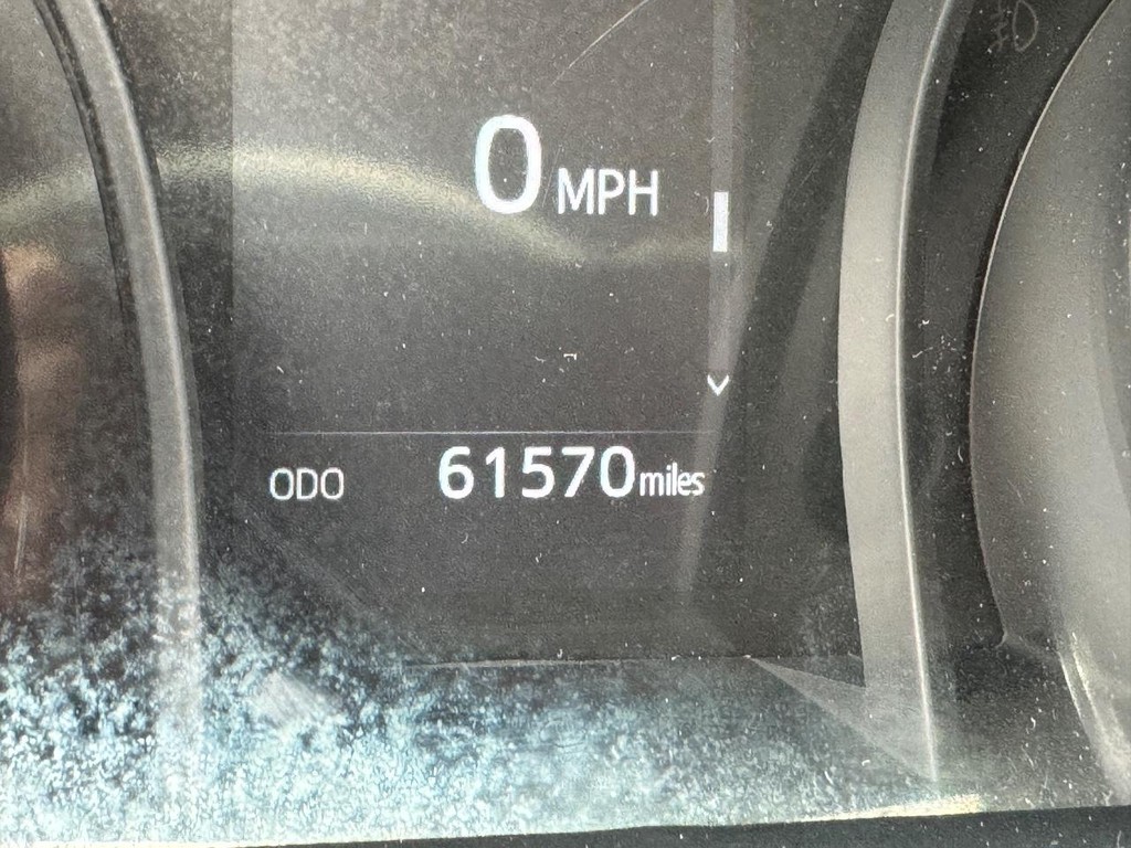 Toyota Camry Vehicle Image 21