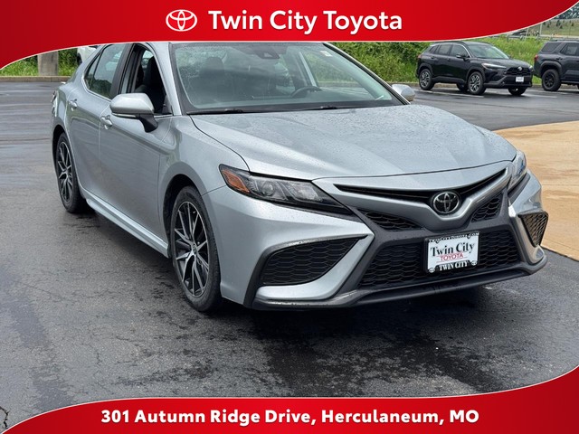 more details - toyota camry