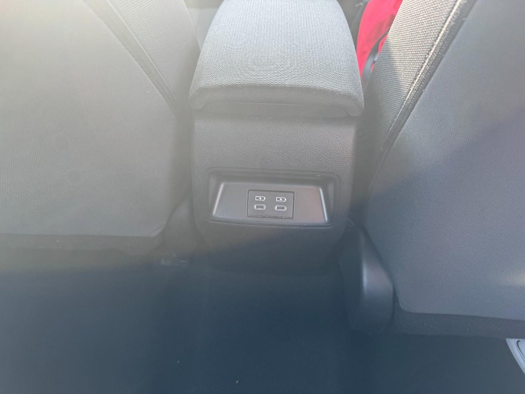Toyota Corolla Vehicle Image 12