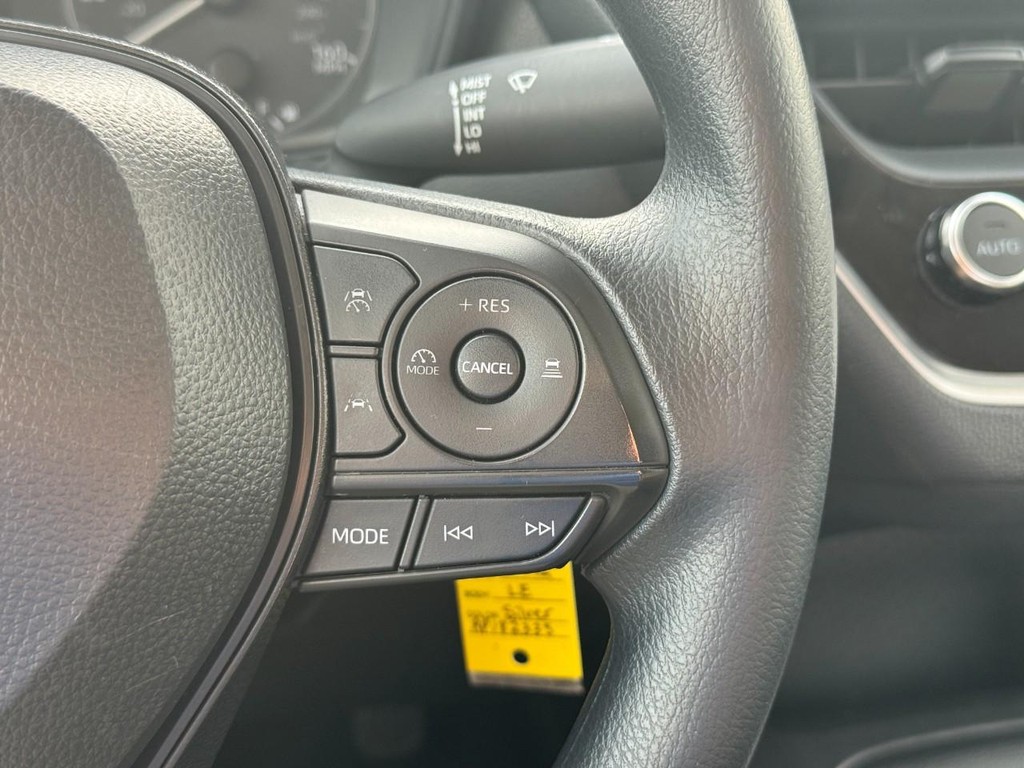 Toyota Corolla Vehicle Image 21