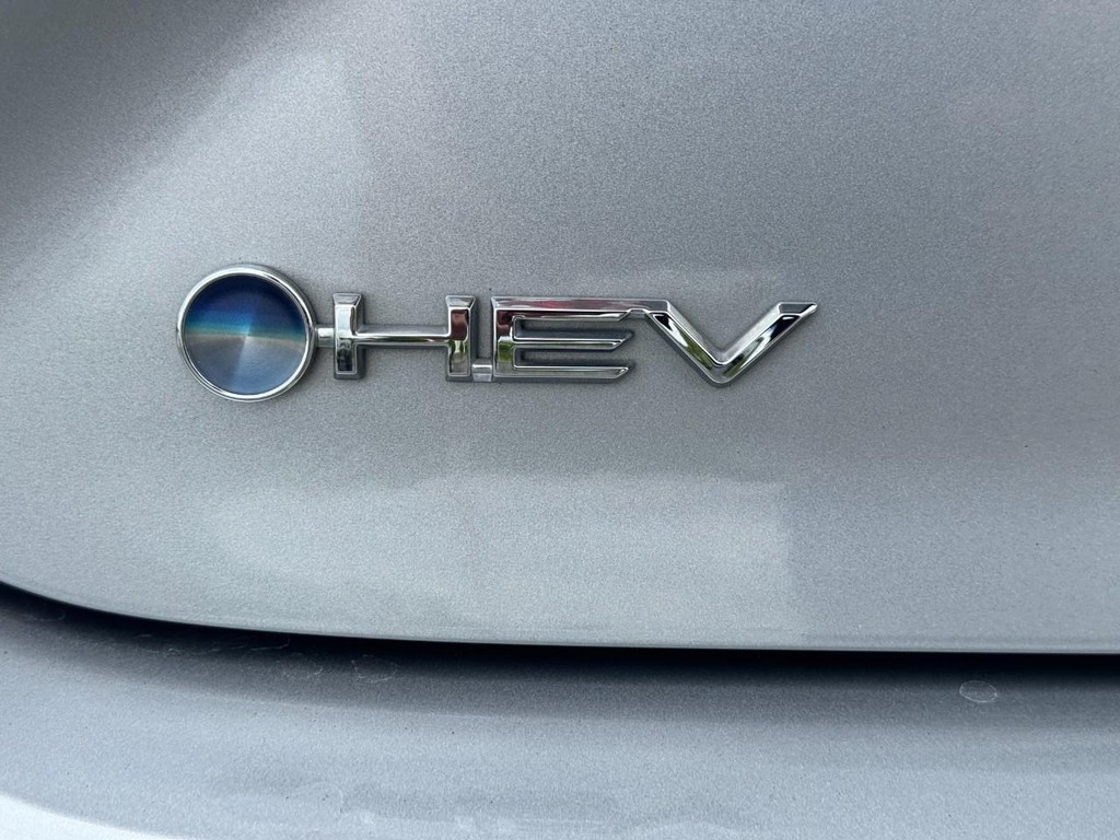 Toyota Camry Vehicle Image 9