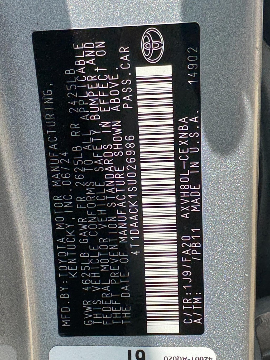 Toyota Camry Vehicle Image 24
