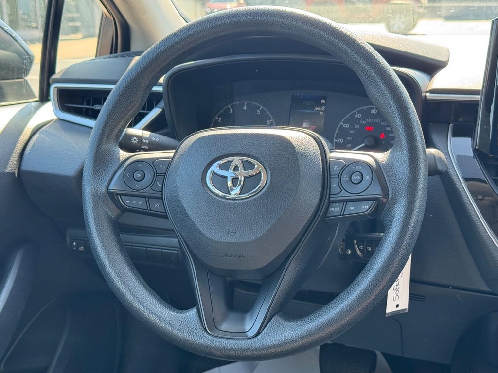 Toyota Corolla Vehicle Image 12