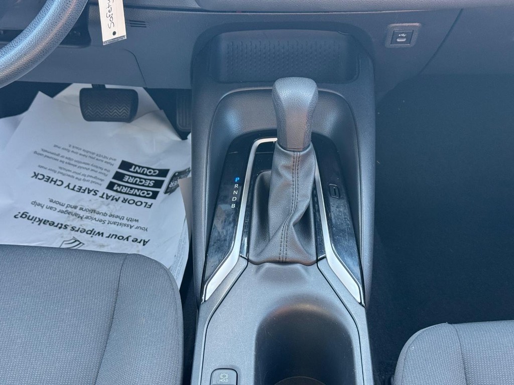 Toyota Corolla Vehicle Image 14