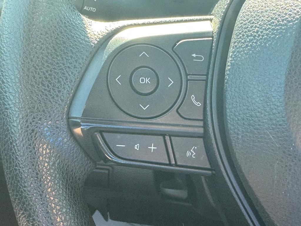 Toyota Corolla Vehicle Image 17