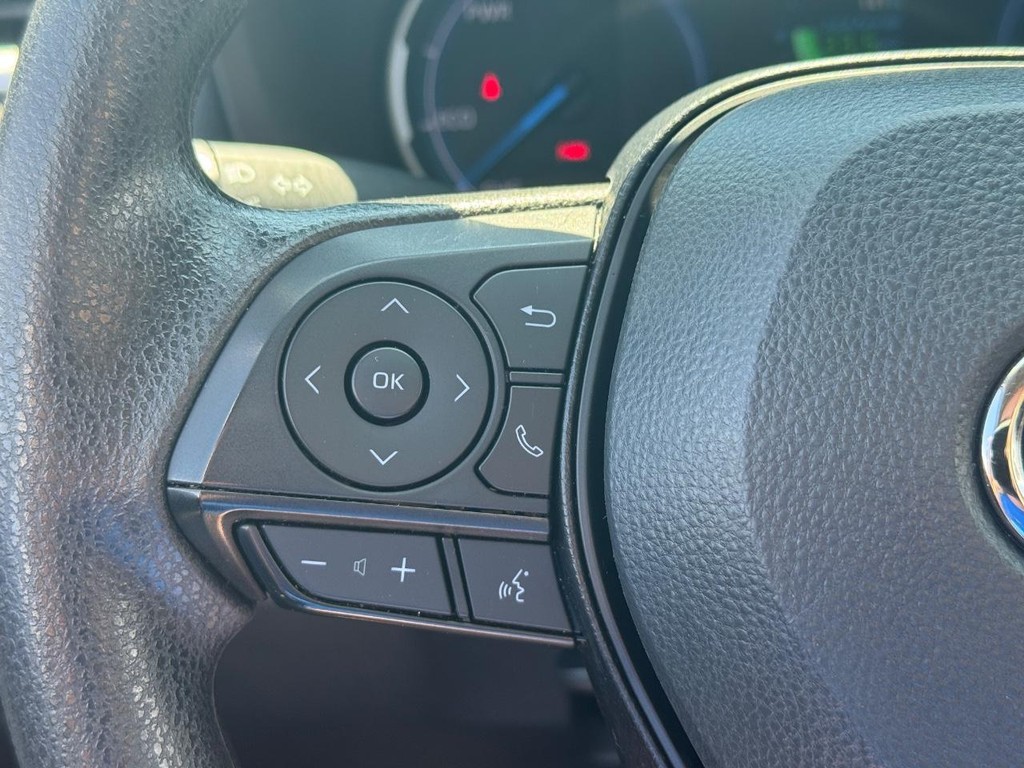 Toyota RAV4 Vehicle Image 18