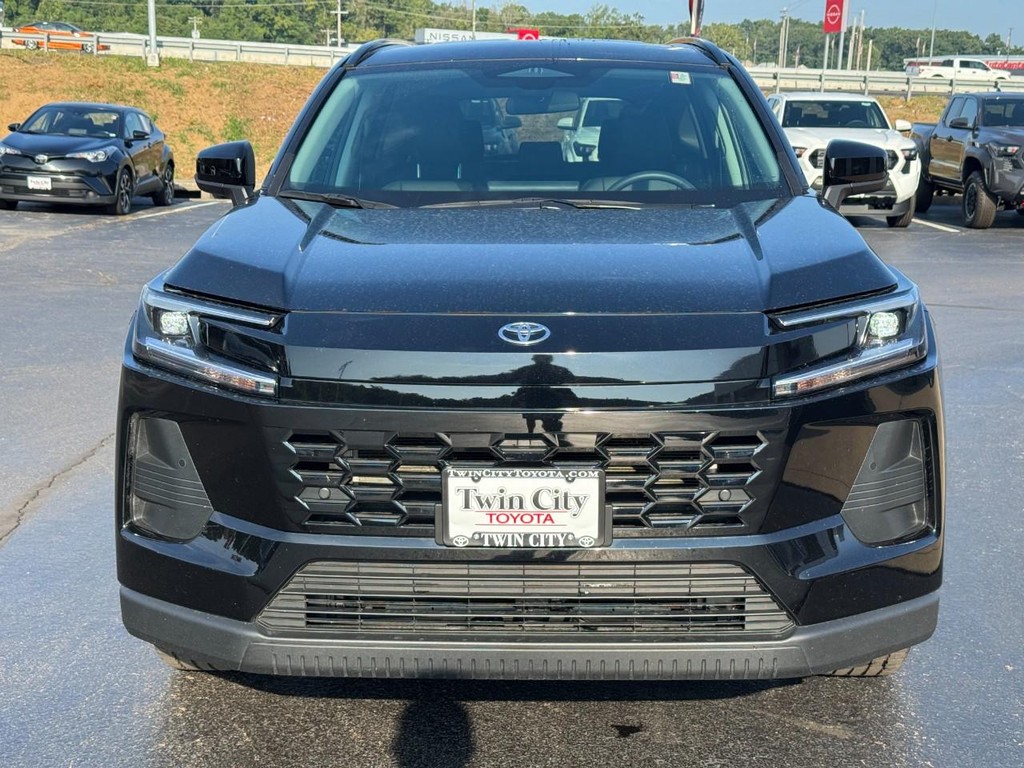 Toyota RAV4 Vehicle Image 10