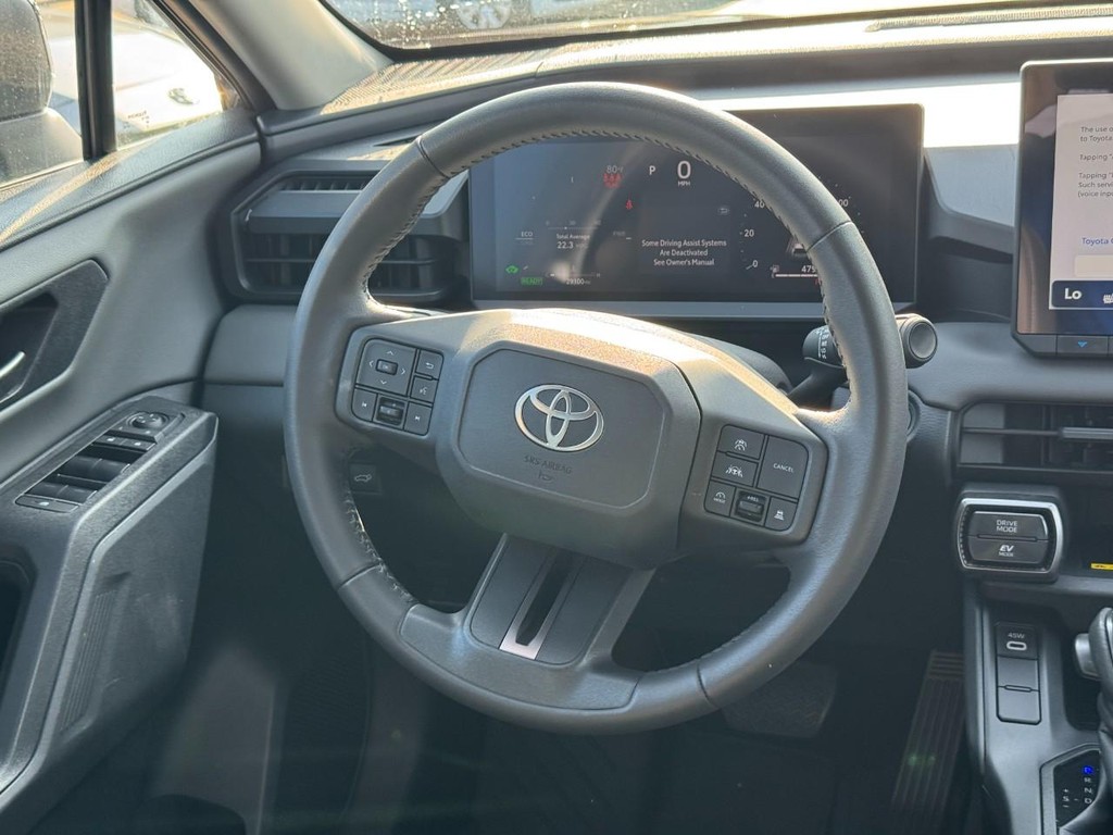 Toyota RAV4 Vehicle Image 14