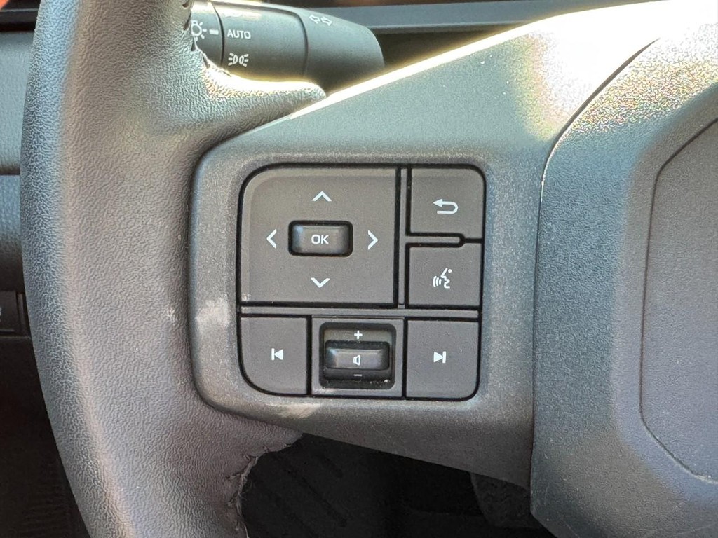 Toyota RAV4 Vehicle Image 20