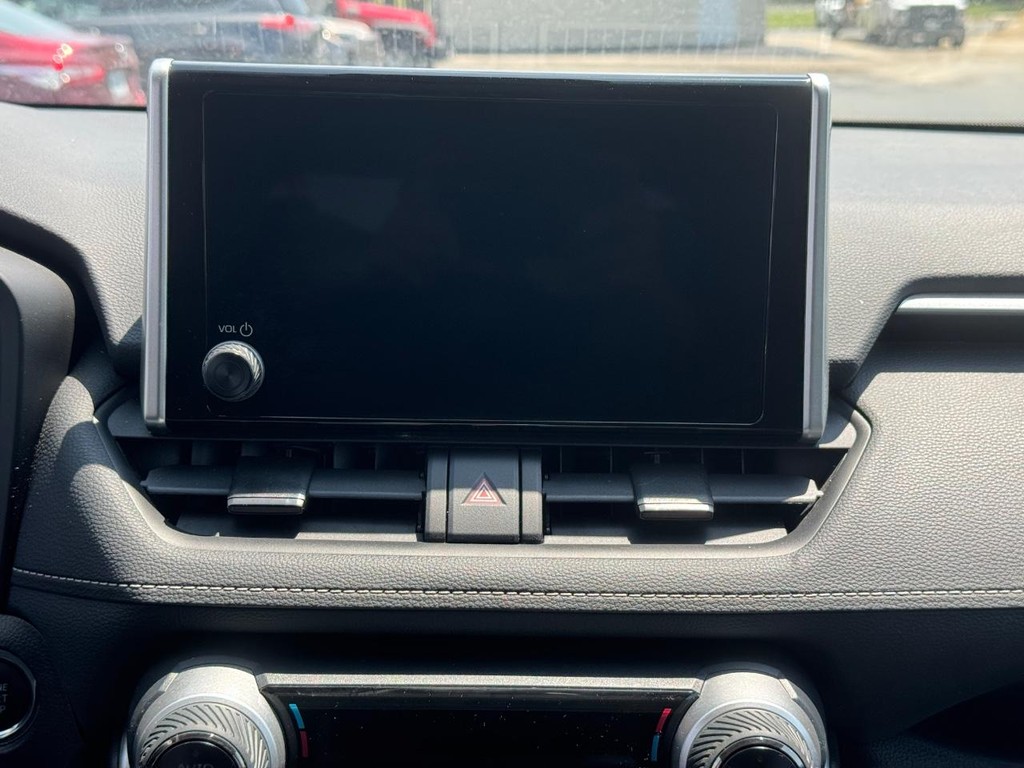 Toyota RAV4 Vehicle Image 15