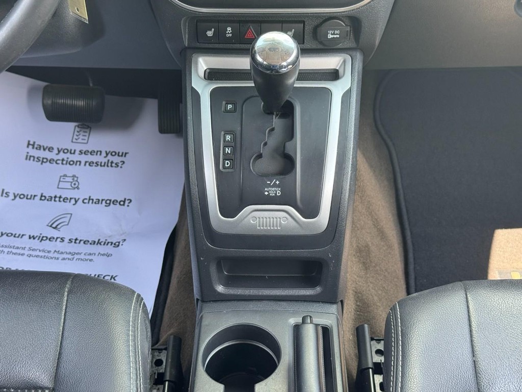 Jeep Compass Vehicle Image 15