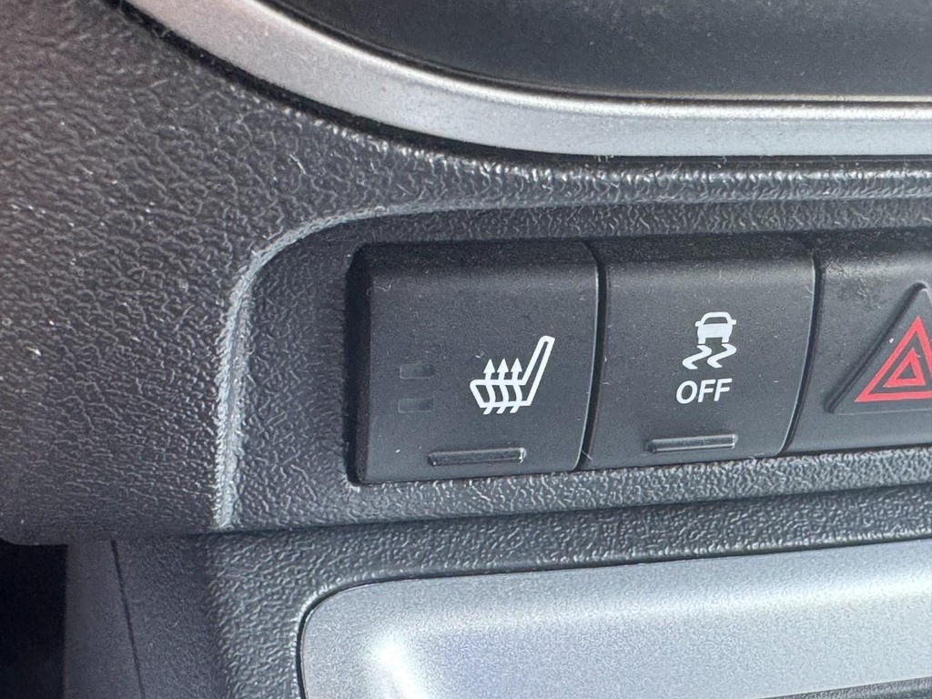 Jeep Compass Vehicle Image 22