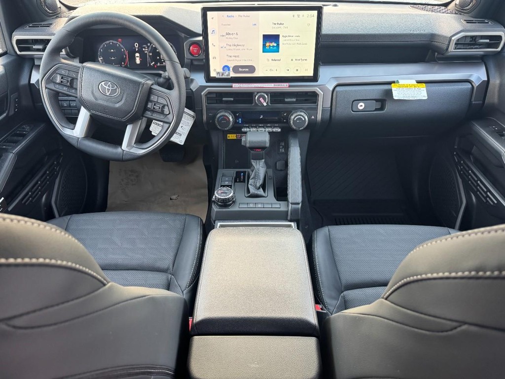 Toyota 4Runner Vehicle Image 8