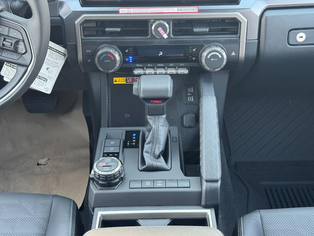 Toyota 4Runner Vehicle Image 11