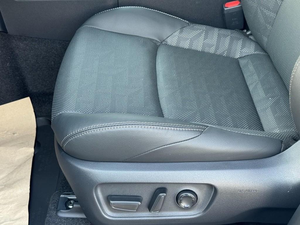 Toyota 4Runner Vehicle Image 14