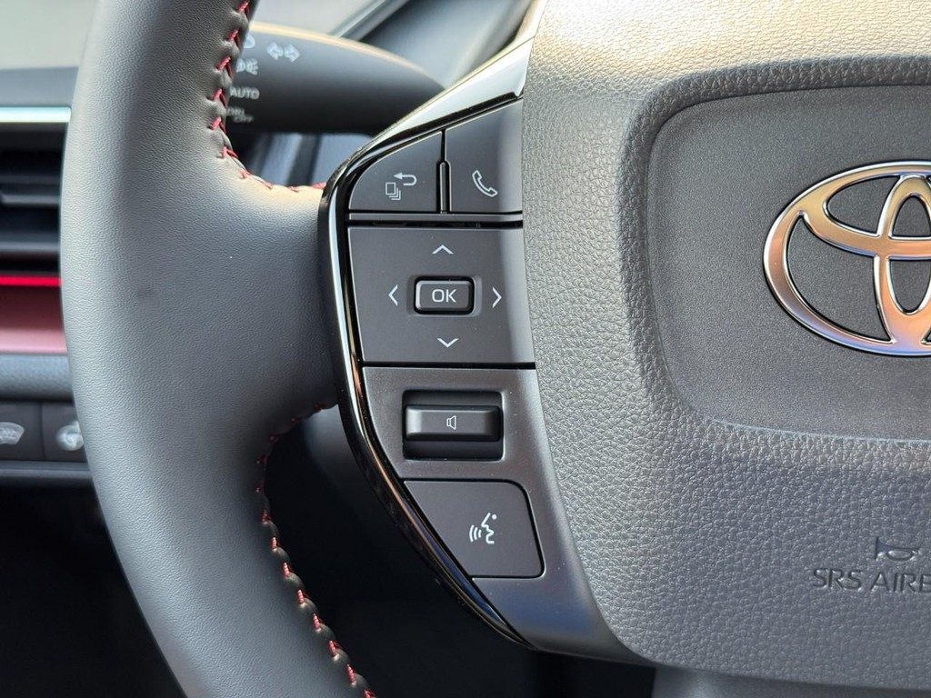 Toyota Prius Plug-In Hybrid Vehicle Image 14