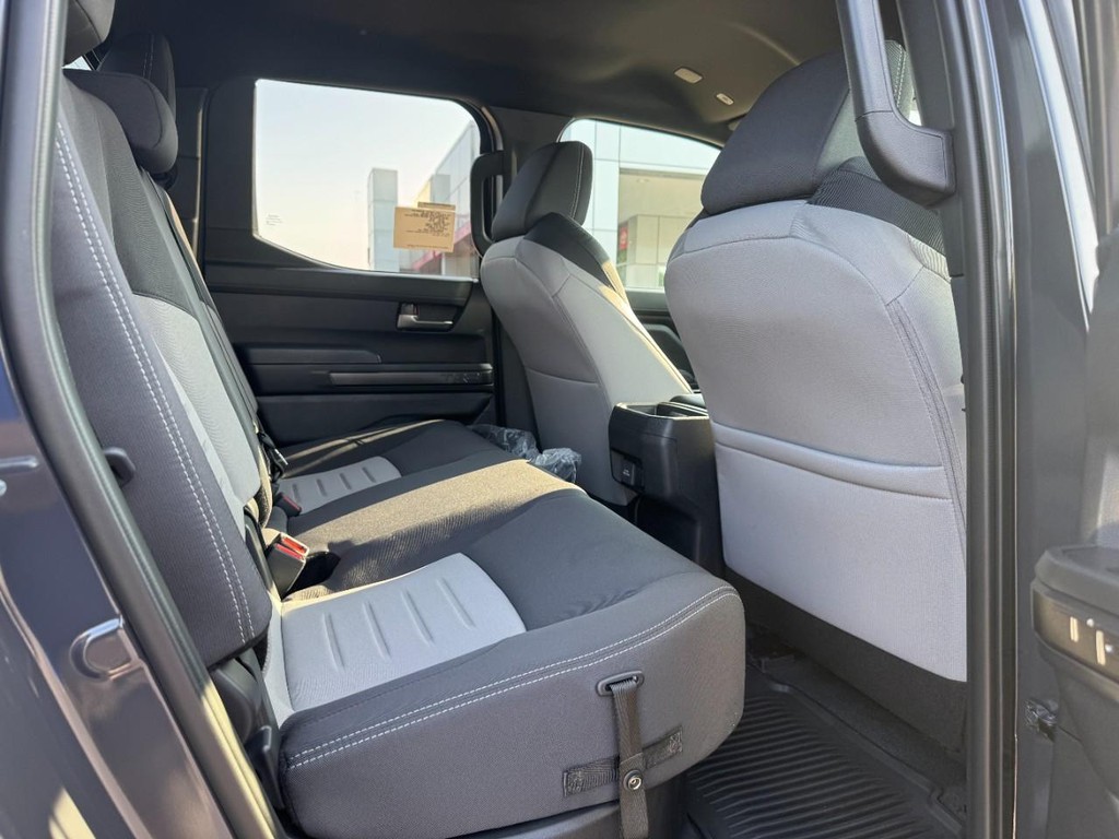 Toyota Tacoma 4WD Vehicle Image 6