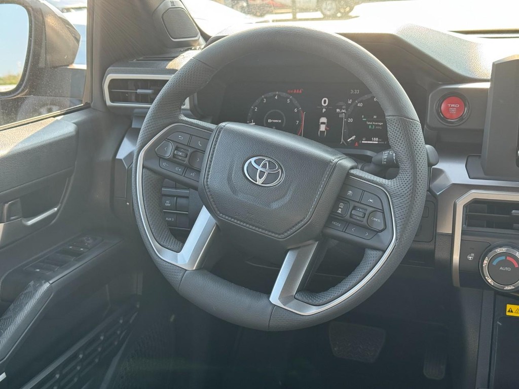 Toyota Tacoma 4WD Vehicle Image 9