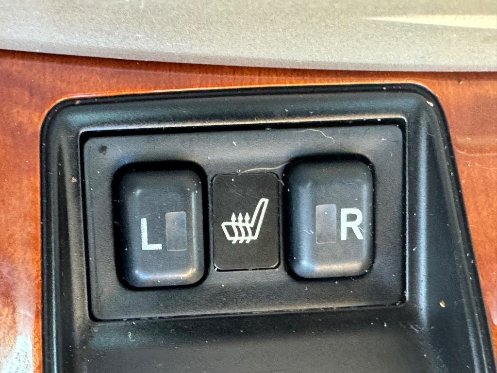 Toyota Camry Vehicle Image 20
